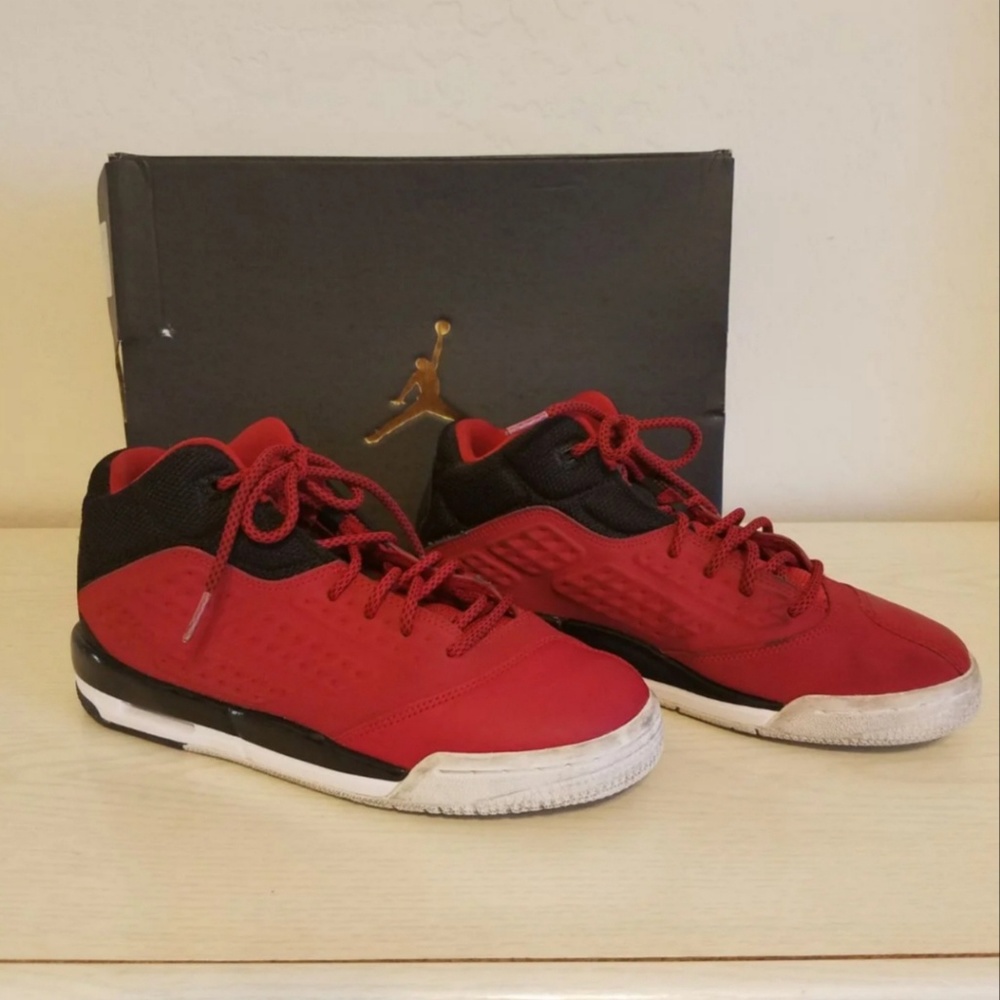Jordan shoes 6Y